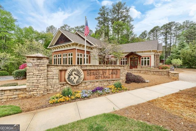 4205 S Berkeley Lake Road NW, Berkeley Lake, GA 30096