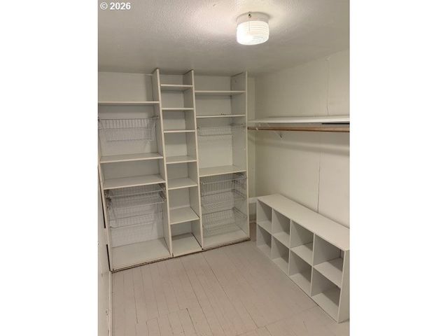 174 Ne 4TH Ave, Hillsboro, OR 97124