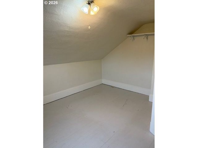 174 Ne 4TH Ave, Hillsboro, OR 97124