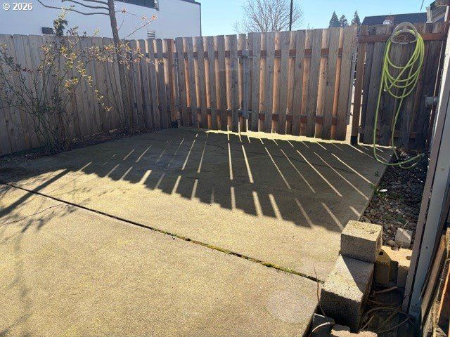 174 Ne 4TH Ave, Hillsboro, OR 97124