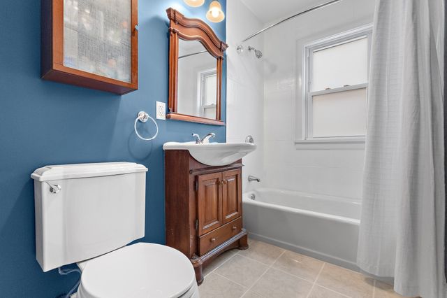99 Saint Rose St 1, Boston, MA 02130