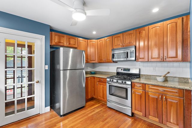 99 Saint Rose St 1, Boston, MA 02130