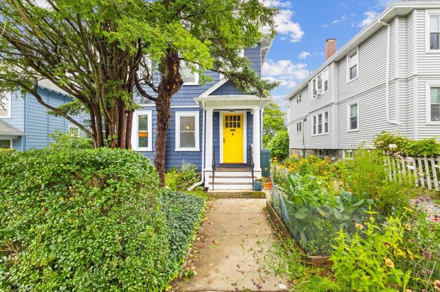 99 Saint Rose St 1, Boston, MA 02130