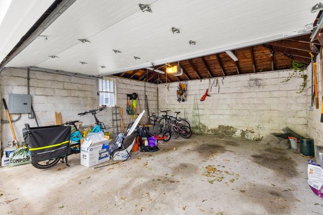 99 Saint Rose St 1, Boston, MA 02130
