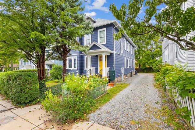 99 Saint Rose St 1, Boston, MA 02130
