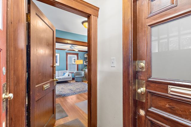 99 Saint Rose St 1, Boston, MA 02130