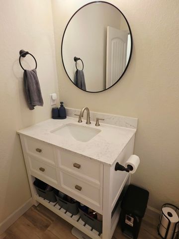 7305 N WISHING WELL DR, Columbia, MO 65202
