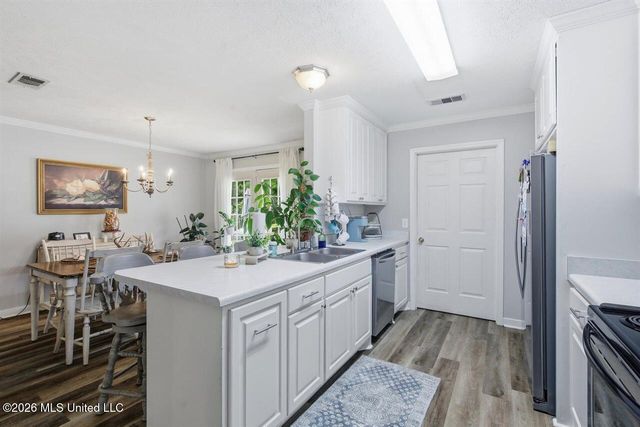 1930 Twin Pine Drive, Pearl, MS 39208