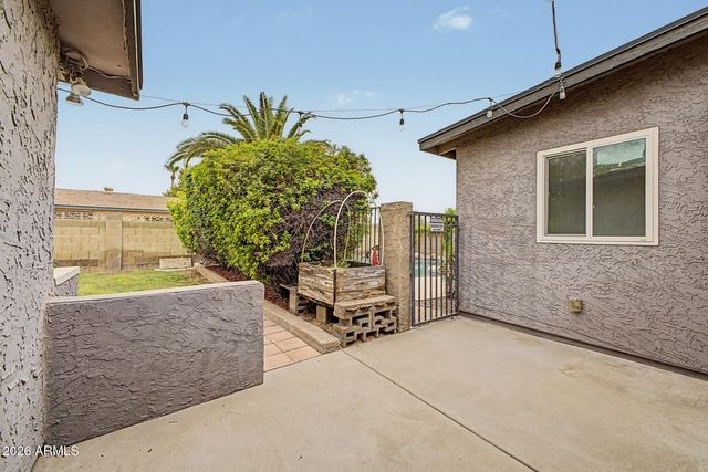 2102 W Utopia Road, Phoenix, AZ 85027