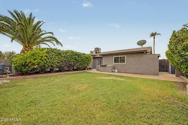 2102 W Utopia Road, Phoenix, AZ 85027