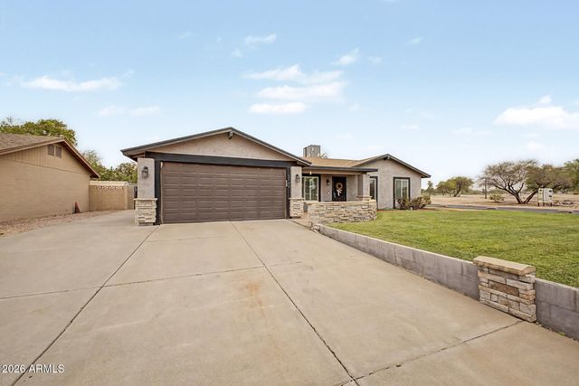 2102 W Utopia Road, Phoenix, AZ 85027