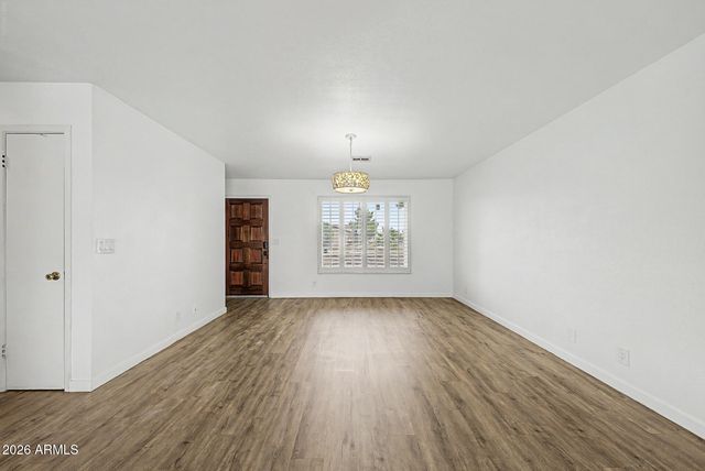 2102 W Utopia Road, Phoenix, AZ 85027