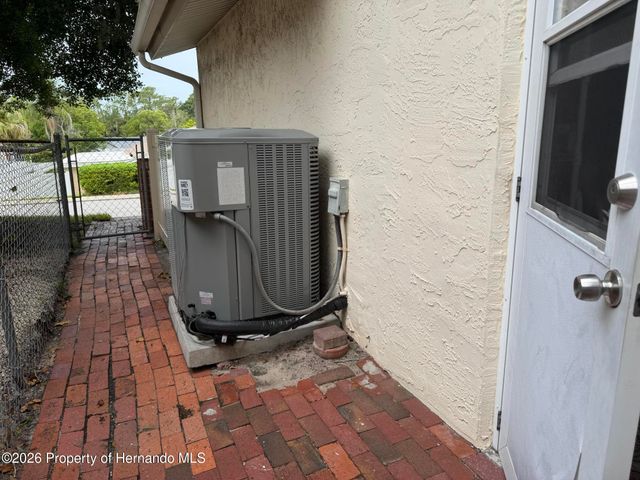 12204 Bear Creek Lane, Hudson, FL 34667