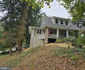 516 FOUNTAIN AVE, Reading, PA 19606