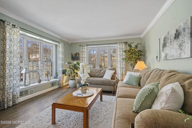 12 Rimwood Lane, Howell, NJ 07731