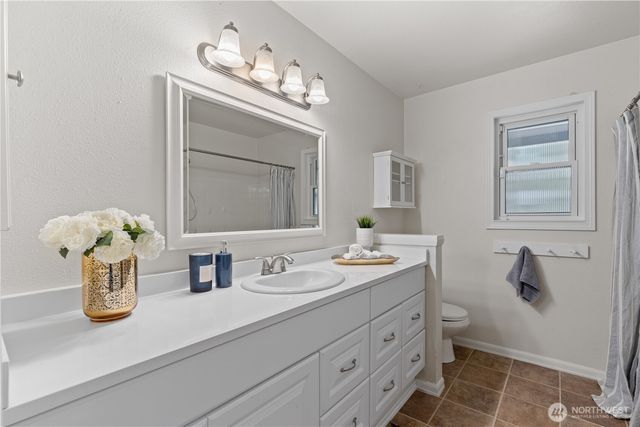 10812 NE 143rd Street, Kirkland, WA 98034