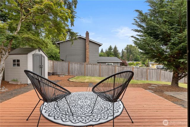 10812 NE 143rd Street, Kirkland, WA 98034
