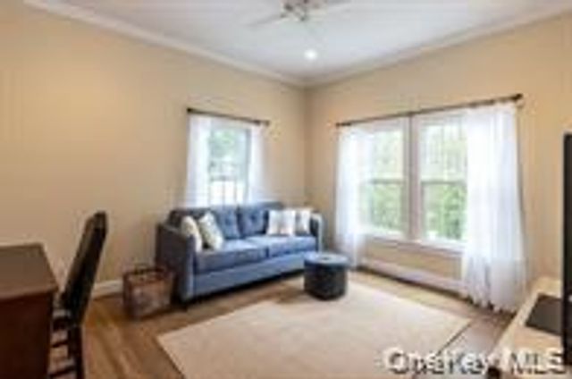 24 Bridle Path, Westhampton Beach, NY 11978