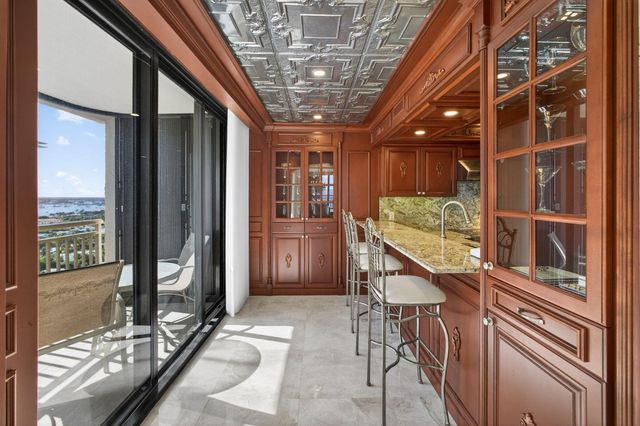 3400 N Ocean Drive ph, West Palm Beach, FL 33404