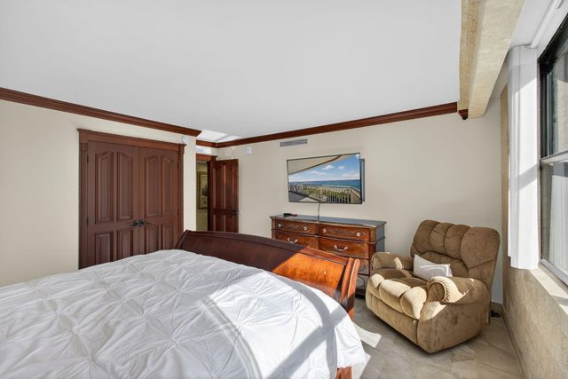 3400 N Ocean Drive ph, West Palm Beach, FL 33404