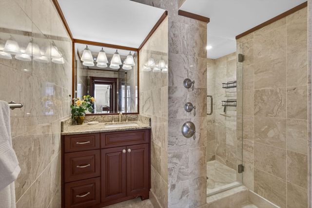 3400 N Ocean Drive ph, West Palm Beach, FL 33404