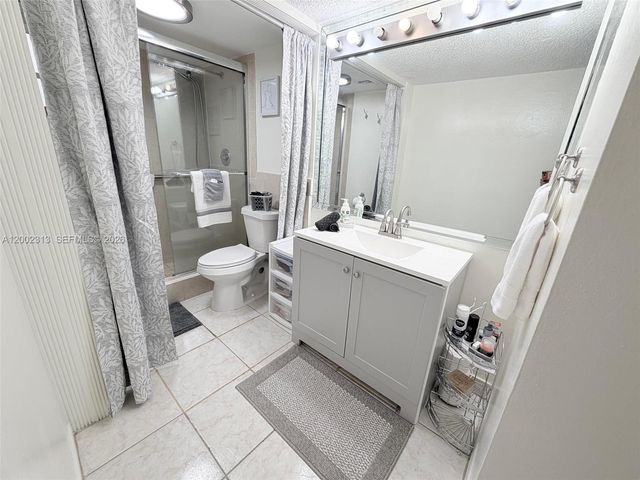 3040 Holiday Springs Boulevard 110, Margate, FL 33063