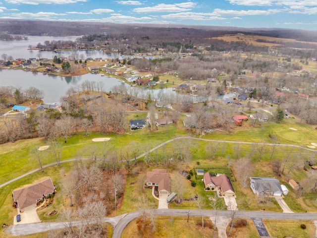 3026 Seminole Loop, Crossville, TN 38572