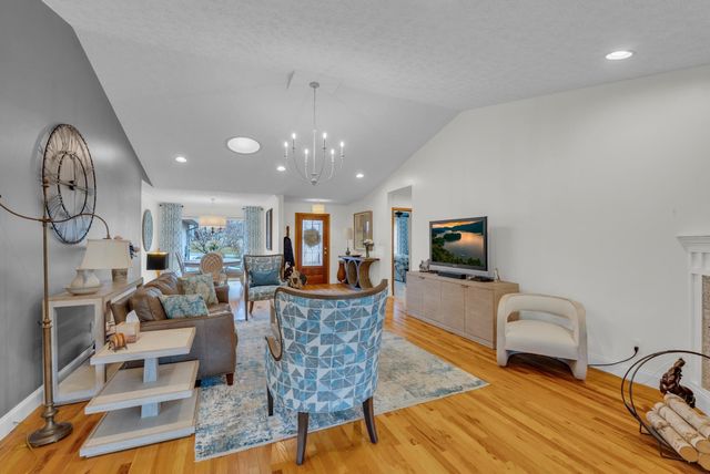 3026 Seminole Loop, Crossville, TN 38572