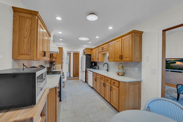 3026 Seminole Loop, Crossville, TN 38572