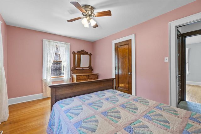 1823 COLLEGE AVENUE, Racine, WI 53403