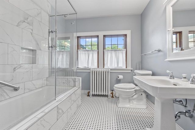 1823 COLLEGE AVENUE, Racine, WI 53403