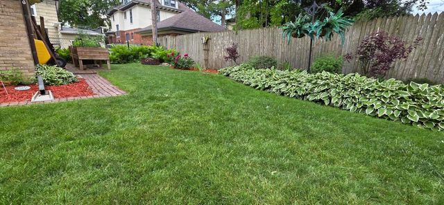 1823 COLLEGE AVENUE, Racine, WI 53403