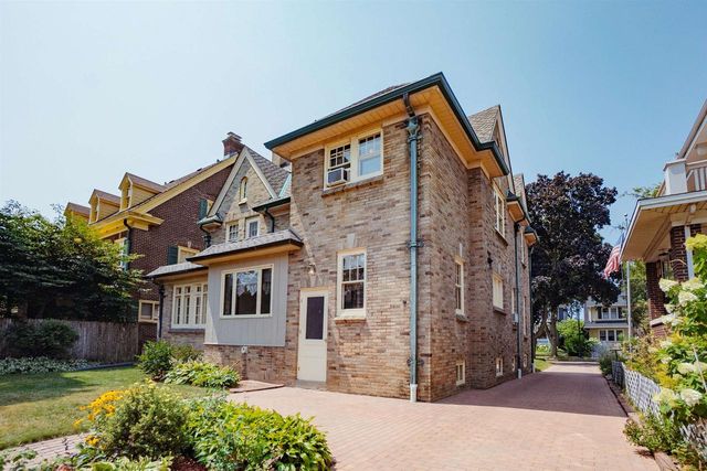 1823 COLLEGE AVENUE, Racine, WI 53403