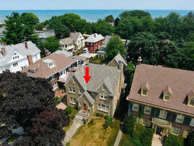 1823 COLLEGE AVENUE, Racine, WI 53403