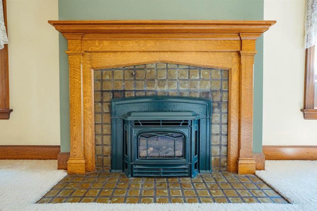 1823 COLLEGE AVENUE, Racine, WI 53403