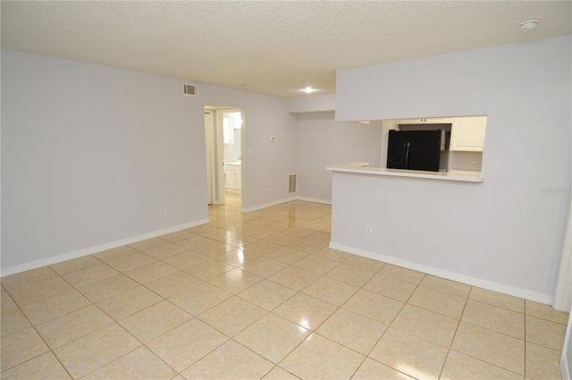 8643 MALLARD RESERVE DRIVE 104, Tampa, FL 33614