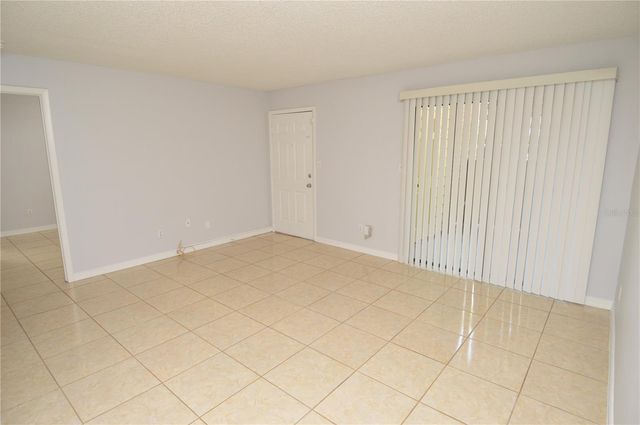 8643 MALLARD RESERVE DRIVE 104, Tampa, FL 33614