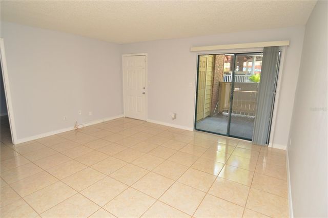 8643 MALLARD RESERVE DRIVE 104, Tampa, FL 33614