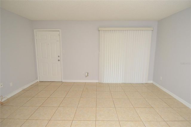 8643 MALLARD RESERVE DRIVE 104, Tampa, FL 33614