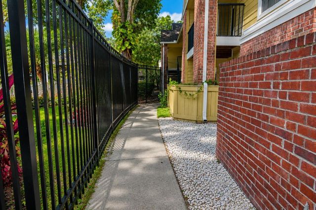 8643 MALLARD RESERVE DRIVE 104, Tampa, FL 33614