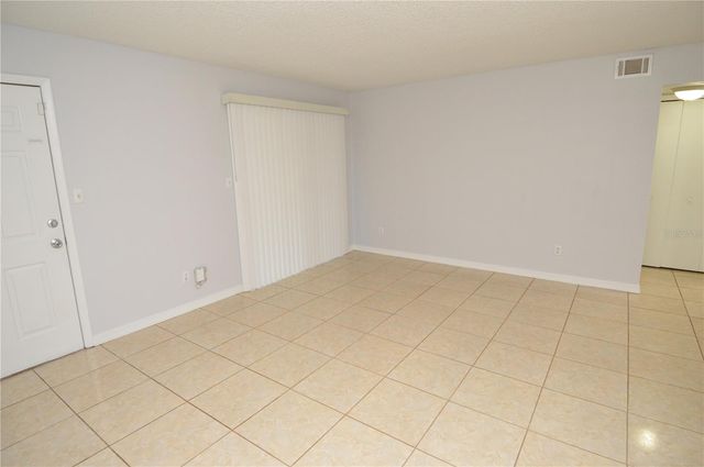 8643 MALLARD RESERVE DRIVE 104, Tampa, FL 33614