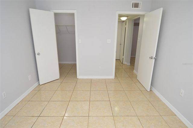 8643 MALLARD RESERVE DRIVE 104, Tampa, FL 33614