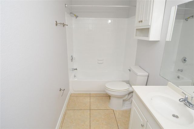 8643 MALLARD RESERVE DRIVE 104, Tampa, FL 33614