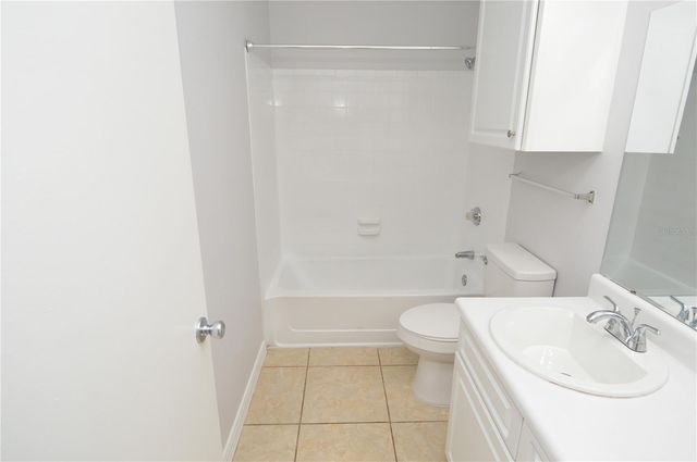 8643 MALLARD RESERVE DRIVE 104, Tampa, FL 33614