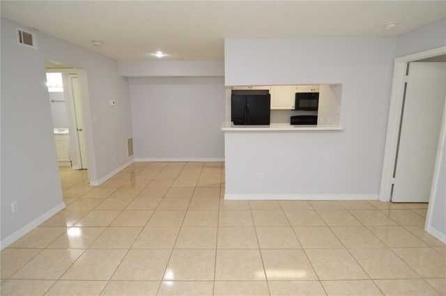 8643 MALLARD RESERVE DRIVE 104, Tampa, FL 33614