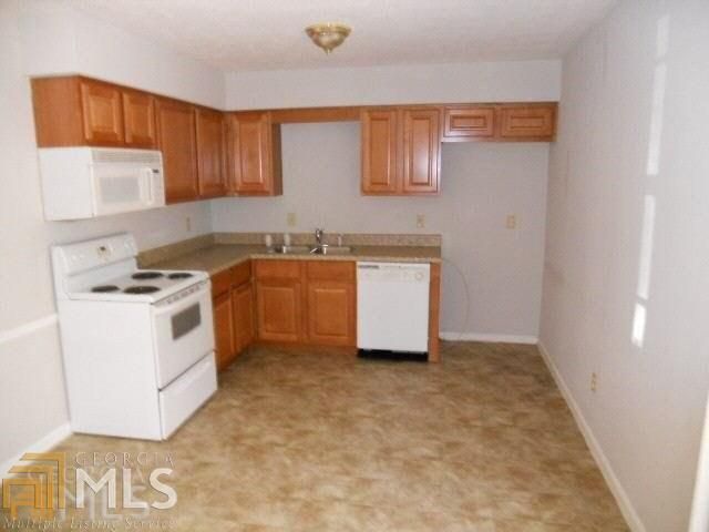 2384 Rodgers Drive SE, Conyers, GA 30094