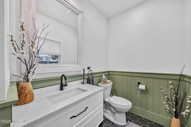 1042 4th Avenue, West Belmar, NJ 07719