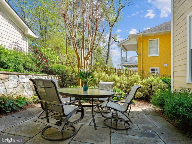 5601 BROAD BRANCH RD NW, Washington, DC 20015