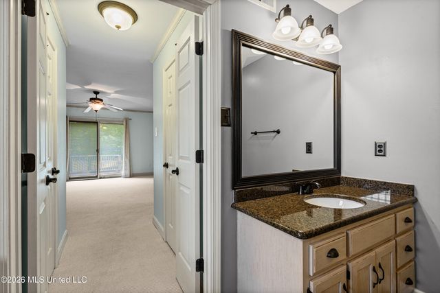 538 Fairway Oaks Drive, Hernando, MS 38632