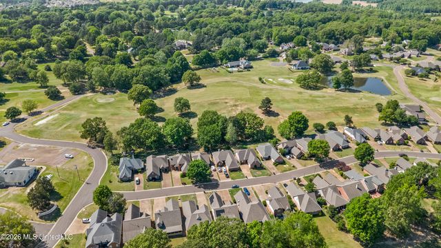 538 Fairway Oaks Drive, Hernando, MS 38632